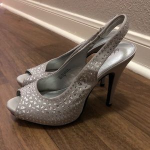 Lulu Townsend Silver Heels. Size 7